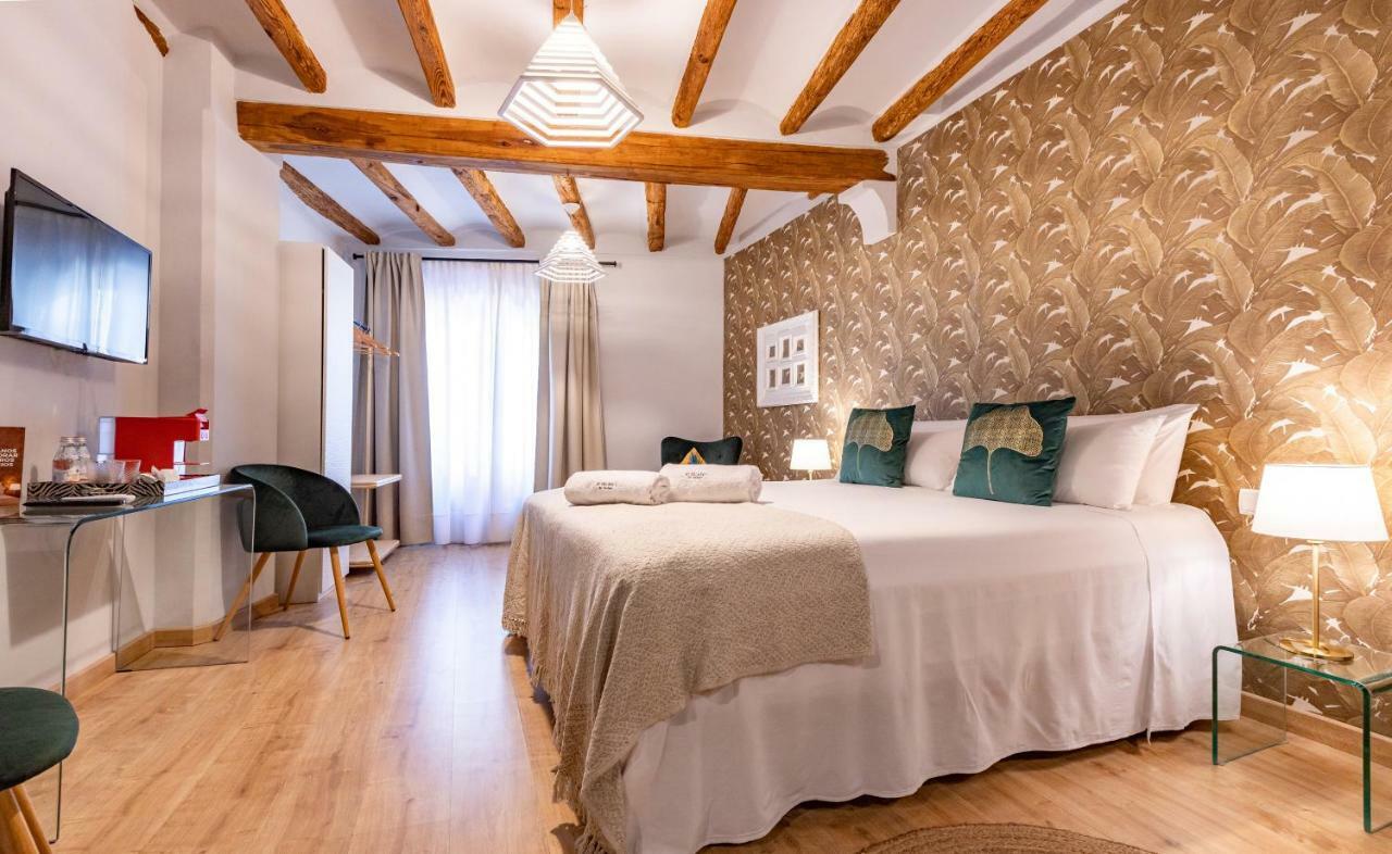El Palauet Del Priorat Hotel Cornudella de Montsant Luaran gambar