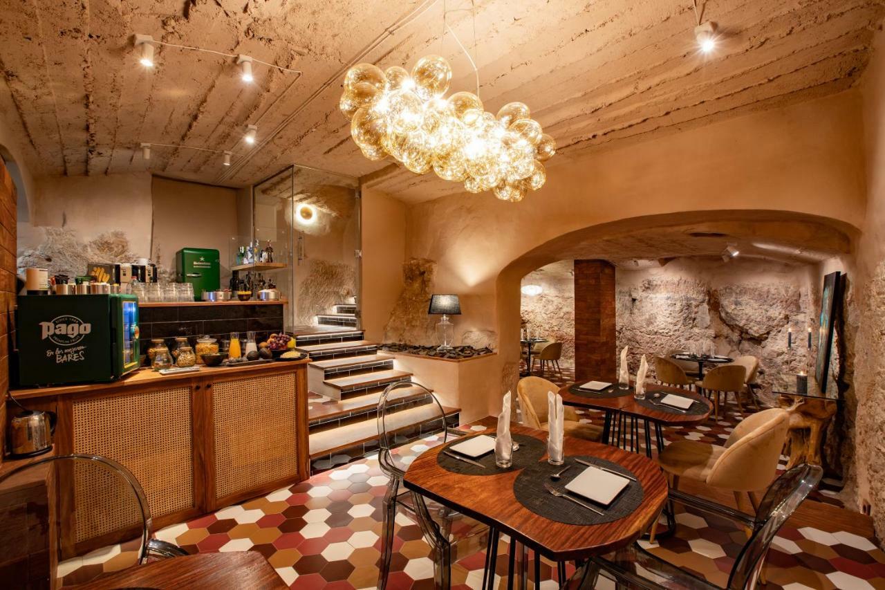 El Palauet Del Priorat Hotel Cornudella de Montsant Luaran gambar